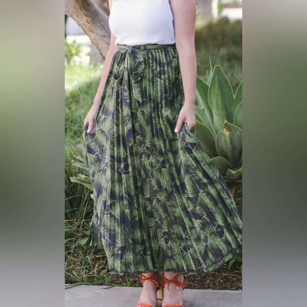 Lularoe Deanne Wrap Skirt